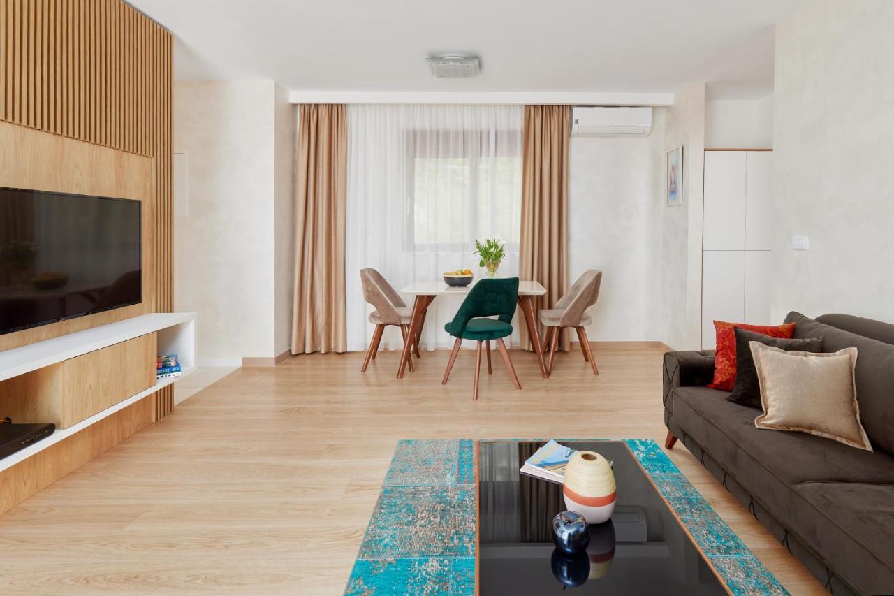 Apartment Noa With Sea View Kotor Bagian luar foto